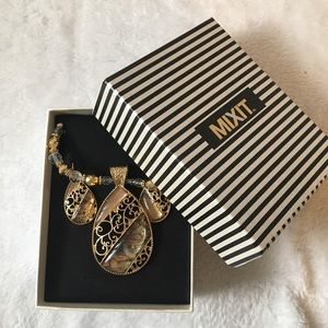 MixIt Necklace/ Earring set